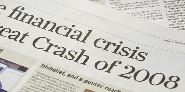 Inicio crisis económica y financiera mundial