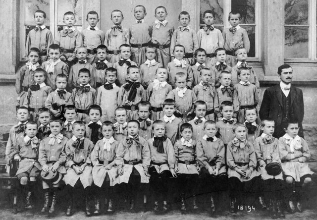 Politique scolaire : "Les lois Jules Ferry"