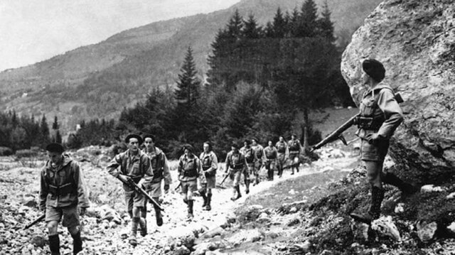 Opposition to the dictatorship