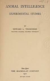 Edward Thorndike publica “inteligencia animal”