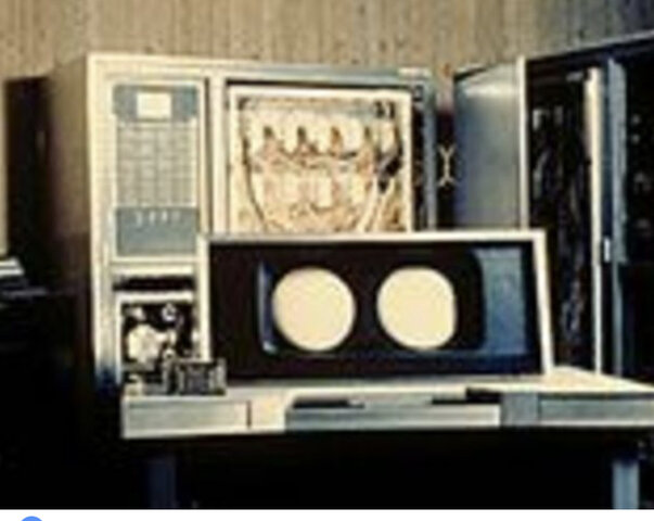 la primera de las computadoras transistorizadas