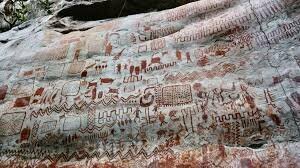 PINTABAN LAS PAREDES CON SIGNOS Y SIMBOLOS