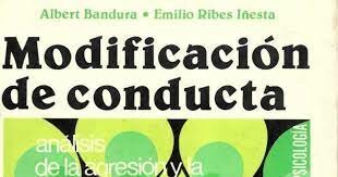 Bandura publica “agresión: análisis del aprendizaje social”