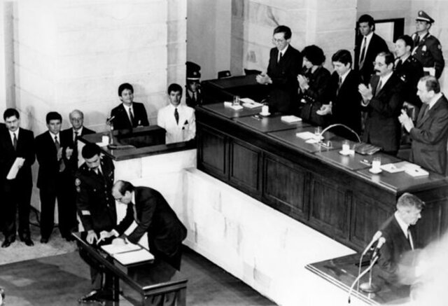 HITO 6. Constitución política de Colombia 1991.