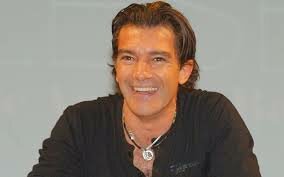 Nace Antonio Banderas