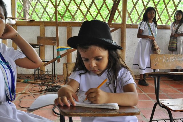 La educación indígena IKA, KANKUAMA, NASA, WAYÚ y MOKANÁ: fortalecen la interculturalidad en Colombia