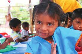 Importancia de la educación intercultural 2000 - 2010