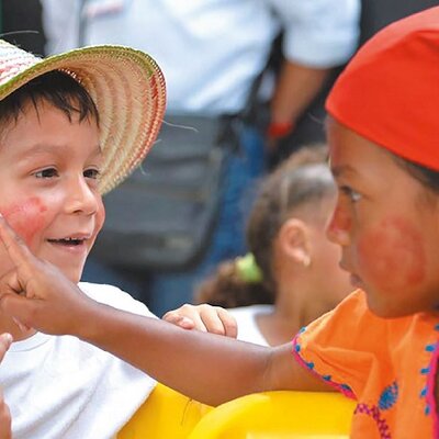 Timeline: Lo intercultural y la historia