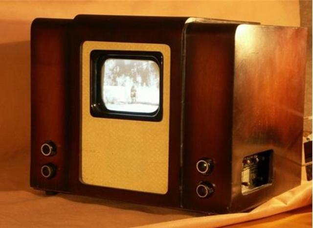 Первый массовый телевизор в СССР