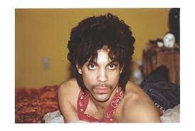 Prince breaks gender/sexuality standards