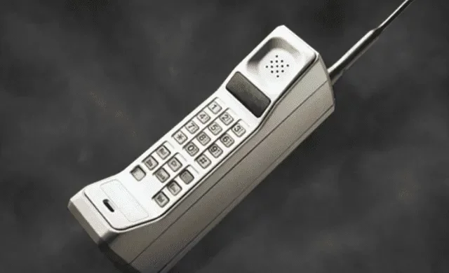 Motorola DynaTAC 8000X