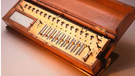 La primera calculadora de producción masiva