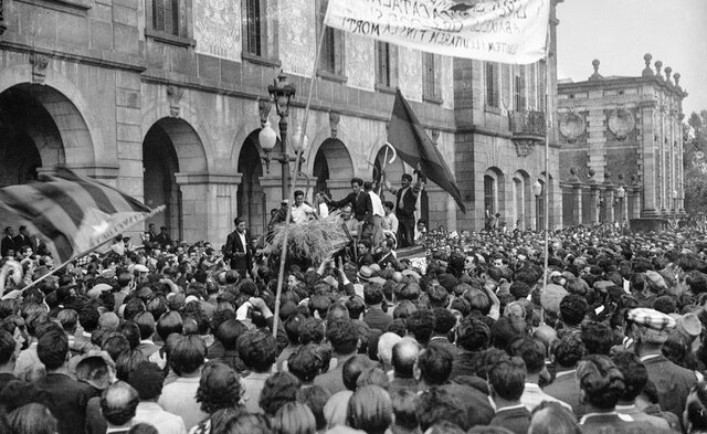 REVOLTES A ASTÚRIES I A CATALUNYA