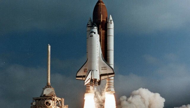 Hubble Space telescope launches