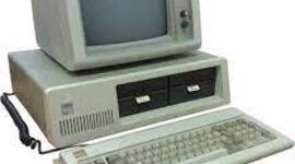 Timeline: Historia de las computadoras (1957-2016)