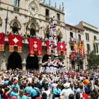 Timeline: CARTELLS FESTA MAYOR
