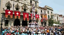 Timeline: CARTELLS FESTA MAYOR
