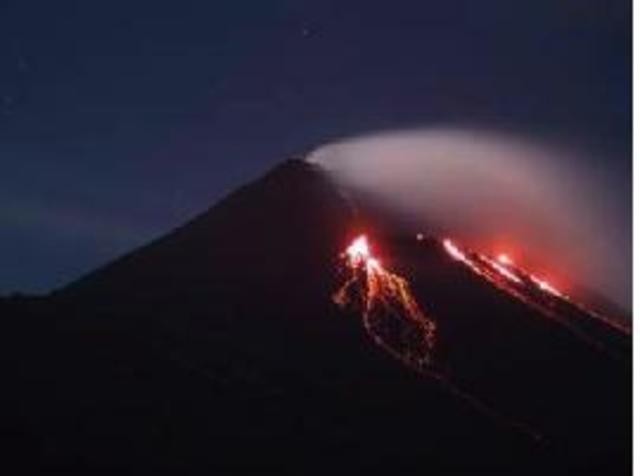 Erupción del Volcan de Pacayá