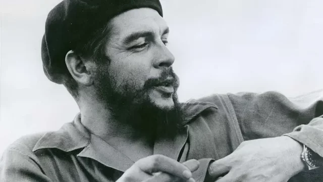 Castro lands in Cuba