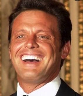 LUIS MIGUEL