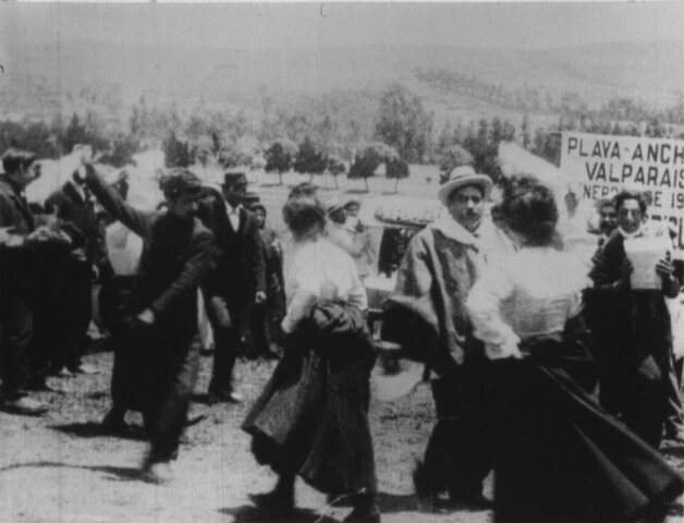 UNA CUECA EN CAVANCHA