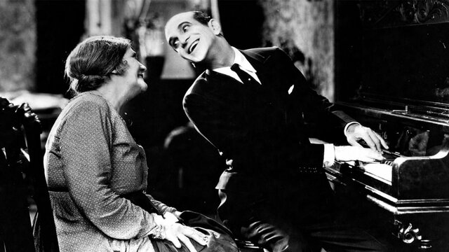 PRIMERA PELÍCULA CON SONIDO