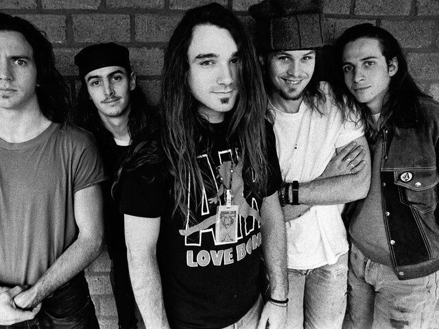 PEARL JAM