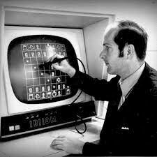 PRIMEROS PROGRAMAS DE AJEDRES