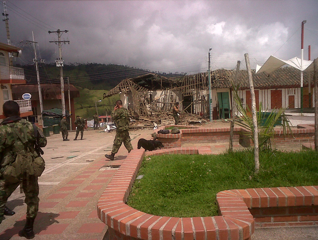 Toma Guerrillera en Prado Tolima