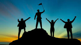 Timeline: Tarea 4. Línea de tiempo en estilos de liderazgo, motivación y comunicación.