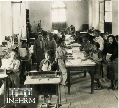 The rural school is abolished by the urban higher school