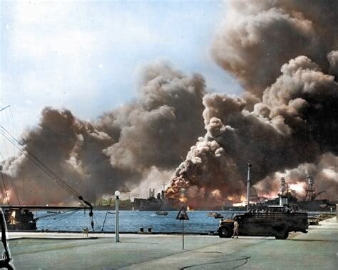 Declaración de guerra a Japón.