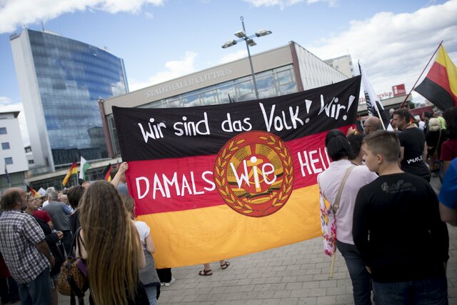 "¡Wir sind das Volk!"