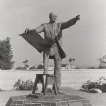 Del Webb Statue