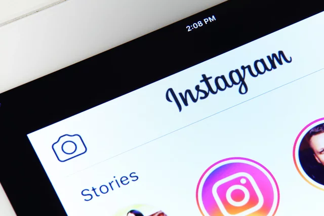 Instagram launches "Stories"