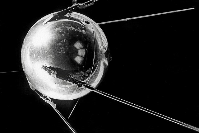 La tecnología espacial con el lanzamiento de Sputnik en el año 1957