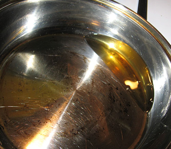 Hot oil splashed on my face!