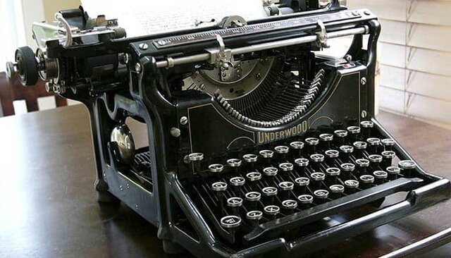 MAQUINA DE ESCRIBIR