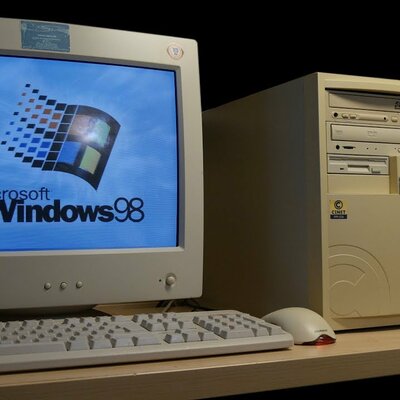 Timeline: Inventions In Computer History From 1990-2000