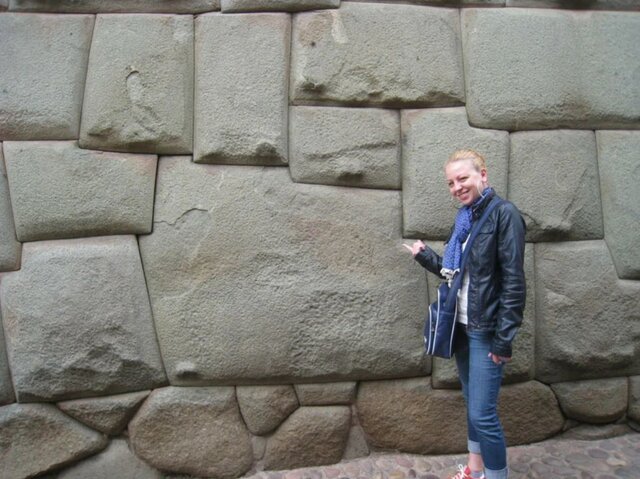 Twelve Angled Stone, Peru