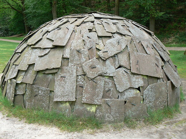 sculpture Igloo di pietra