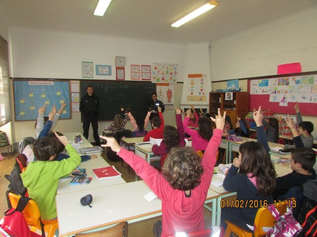 2001 - Internet nas EB1