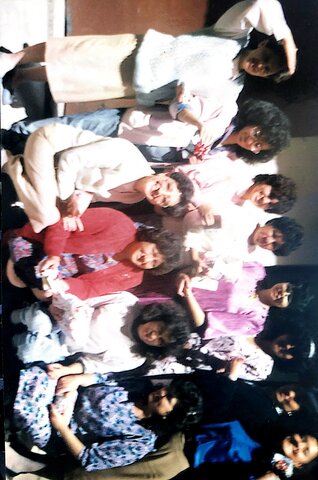 REUNIÓN DE EX ALUMNAS (COLEGIO)