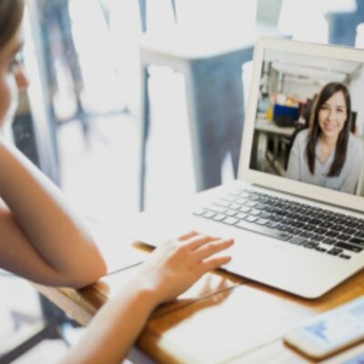 Timeline: En línea o a distancia