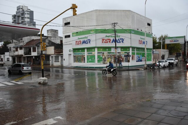 A pesar de las lluvias, hay mas eficiencia en el desagote de calles