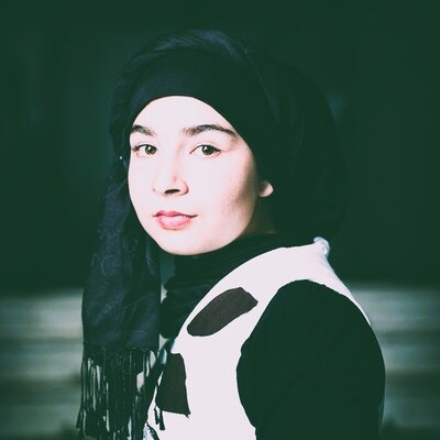 Timeline: ZEΪNAB, ΕΝΑ ΚΟΡΙΤΣΙ ΑΠΟ ΤΟ ΑΦΓΑΝΙΣΤΑΝ.