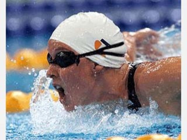 Mary Meagher sets record