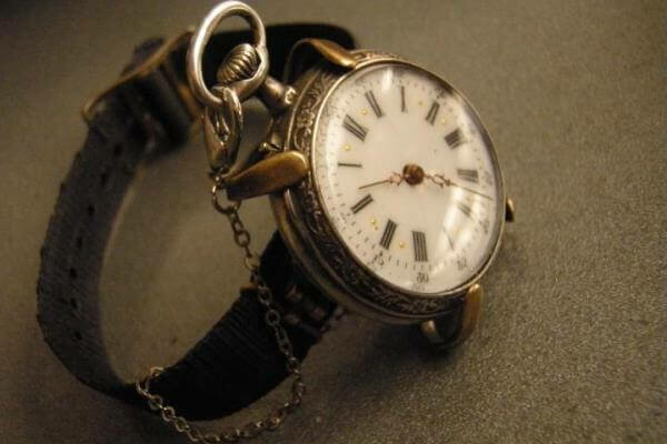RELOJ DE PULSERA