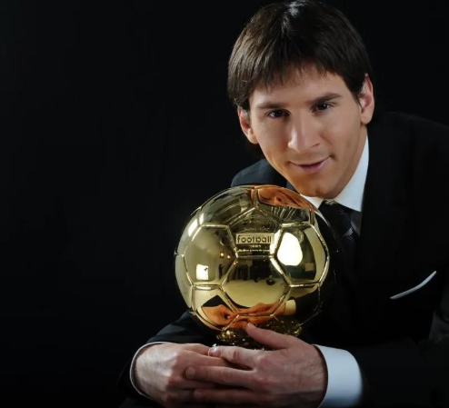 El primer balon de oro De messi