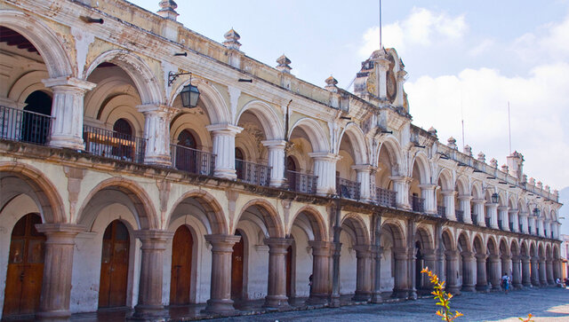 Primeras construcciones del periodo colonia